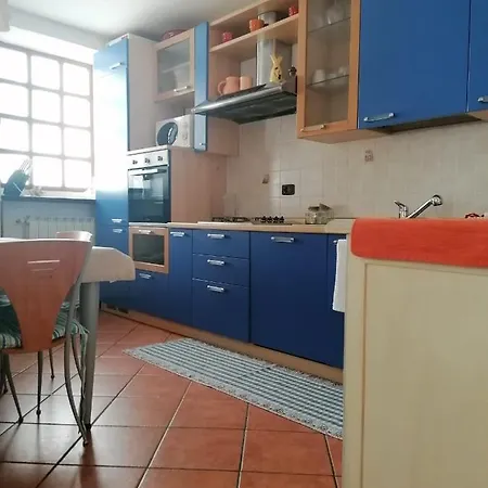 House Apartament *